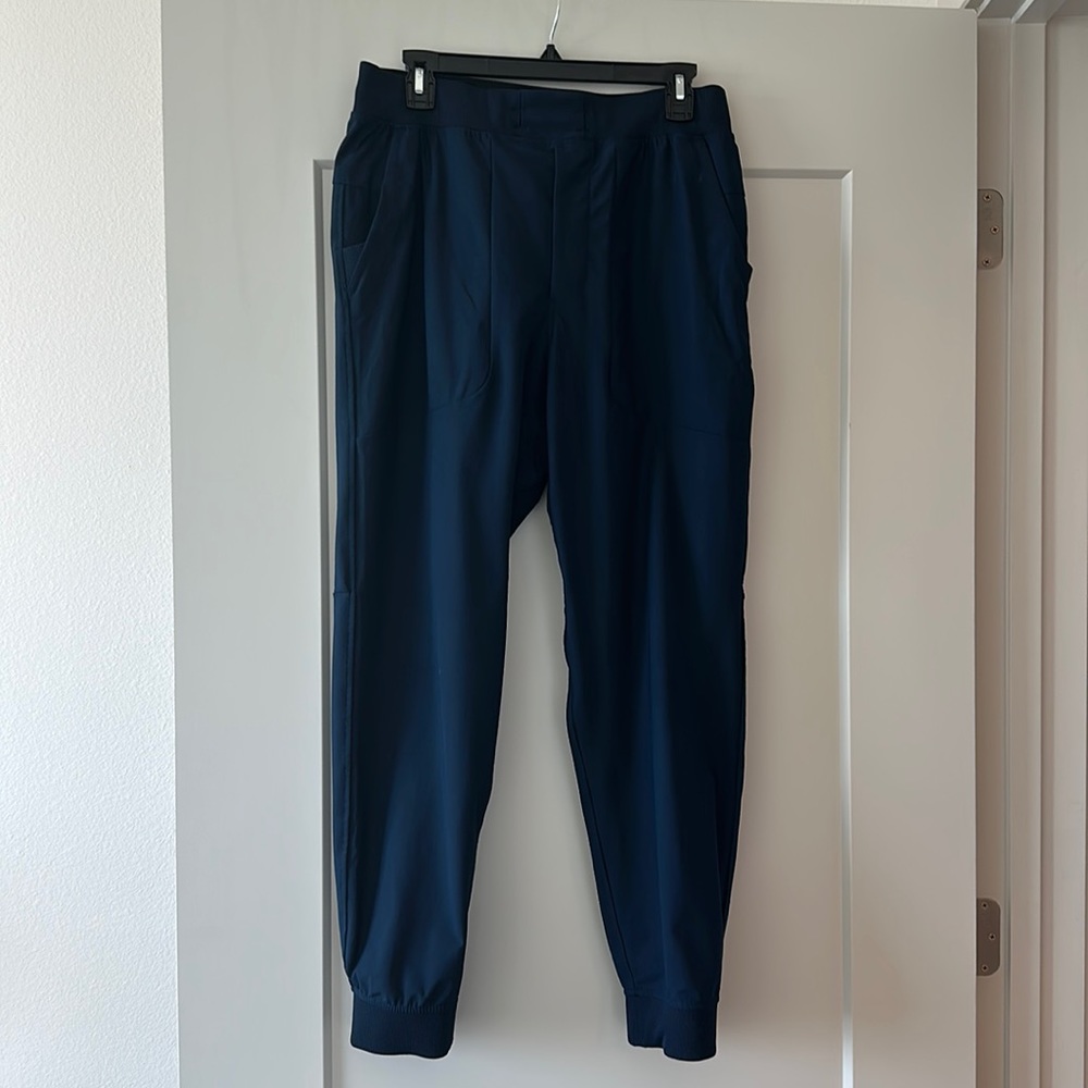 Like New Lululemon Men ABC Joggers Large 30” True Navy